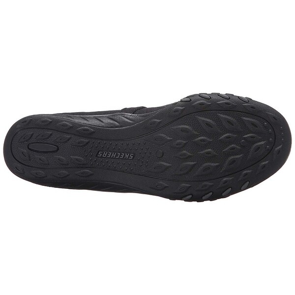 skechers sport women's breathe easy lucky lady mary jane flat