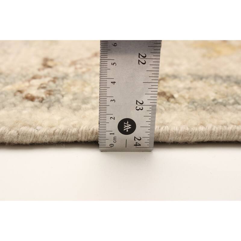 ECARPETGALLERY Hand-knotted Jules Serapi Light Grey Wool Rug - 2'5 x 7'10