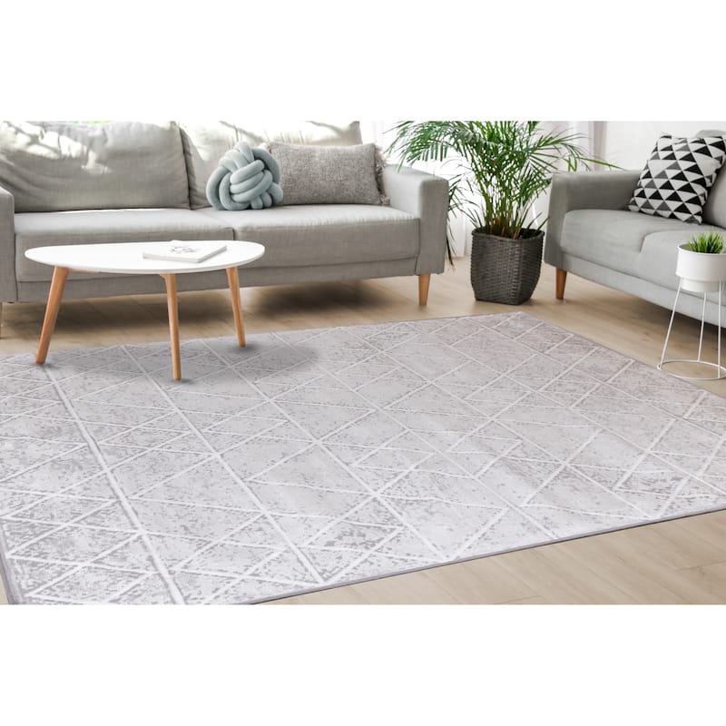 Victoria Collection - Grey Faded Geometric Design Rug