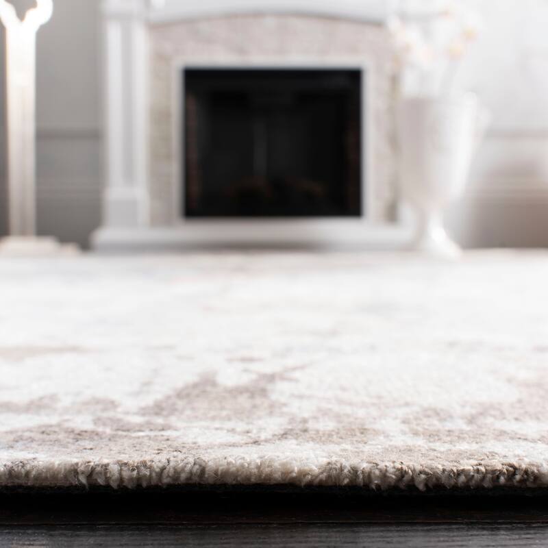 SAFAVIEH Hand-knotted Expression Erza Vintage Boho Abstract Wool Rug