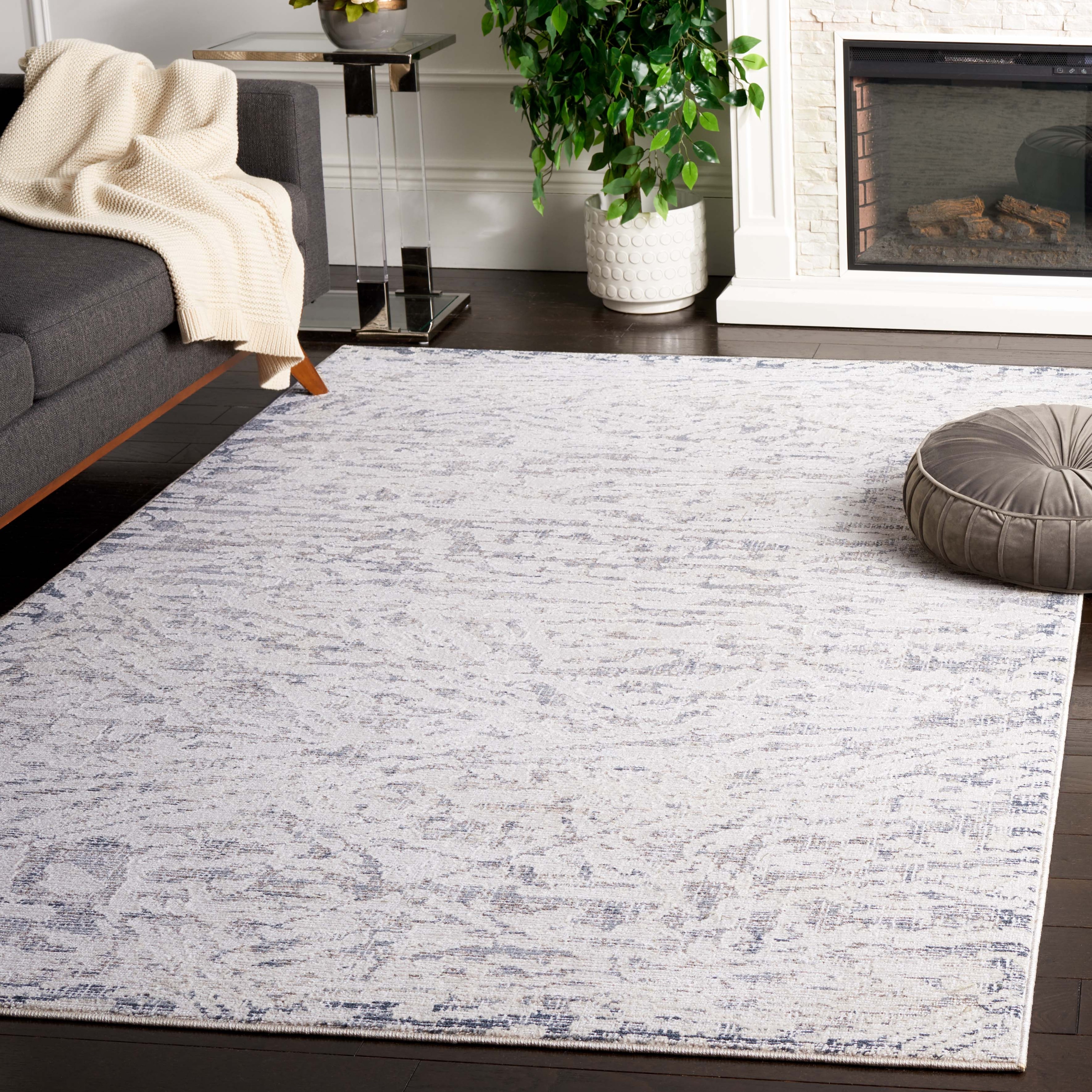 SAFAVIEH Hunter Marian Transitional Rug