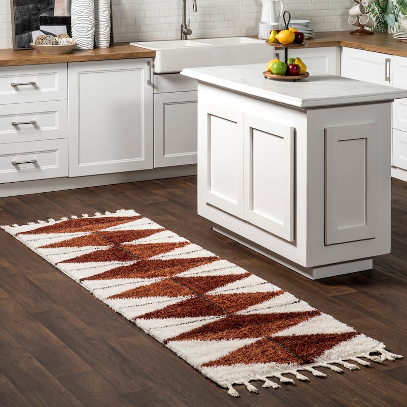 Nuloom Micah Diamond Shag Tassel Area Rug - 2' 6" x 12' - Rust - Runner