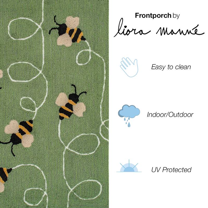 Liora Manne Frontporch Buzzy Bees Indoor/Outdoor Rug