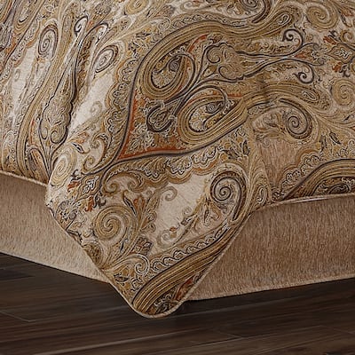 J. Queen New York Luciana Comforter Set