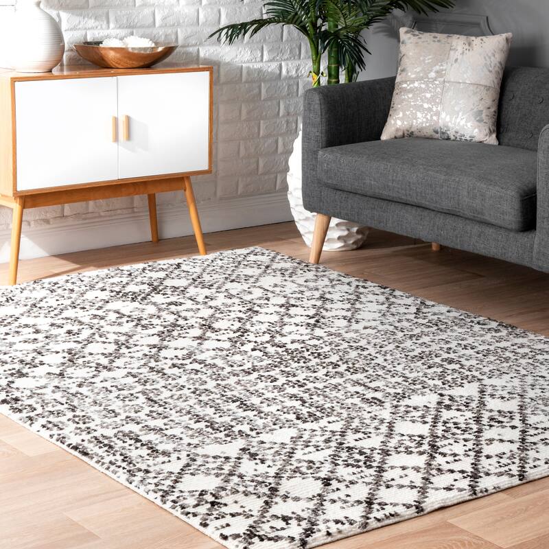 Nuloom Contemporary Modern Mayen Geo Trellis Area Rug - 5'3" x 7'7" - Grey - Rectangle