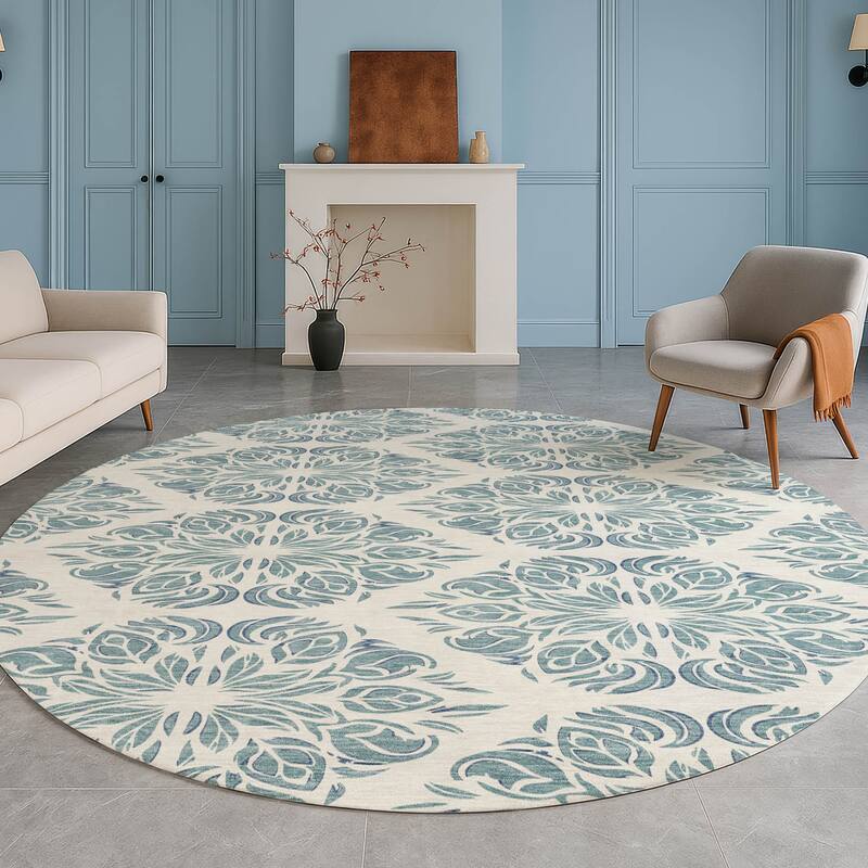 Machine Washable Indoor/ Outdoor Damask Pearl Chantille Rug
