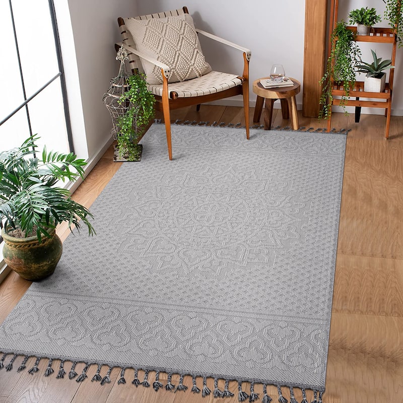 LOOM & LUXE Collection 8X10 White/Ivory/Medallion Area Rug - 120" D x 93" W x 0.28" H