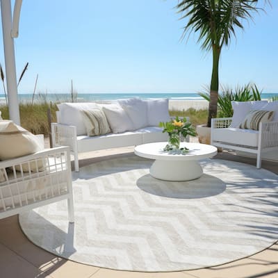 Machine Washable Indoor/ Outdoor Chantille Chevron Stripe Rug