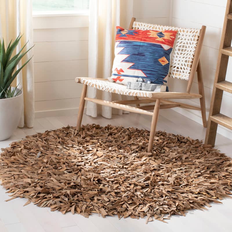 SAFAVIEH Handmade Leather Shag Blayne Modern Leather Rug