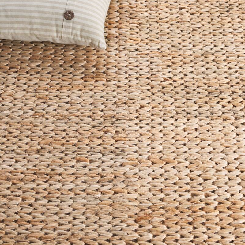 SAFAVIEH Handmade Natural Fiber Sariah Casual Jute Rug