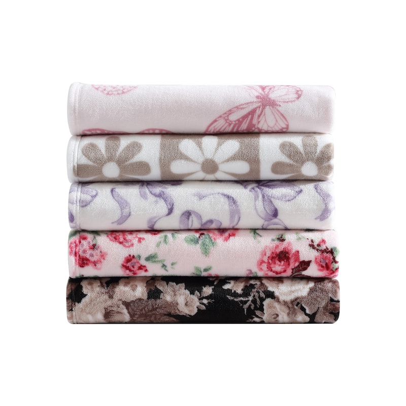 Betsey Johnson Printed Ultra Soft Plush Reversible Blanket