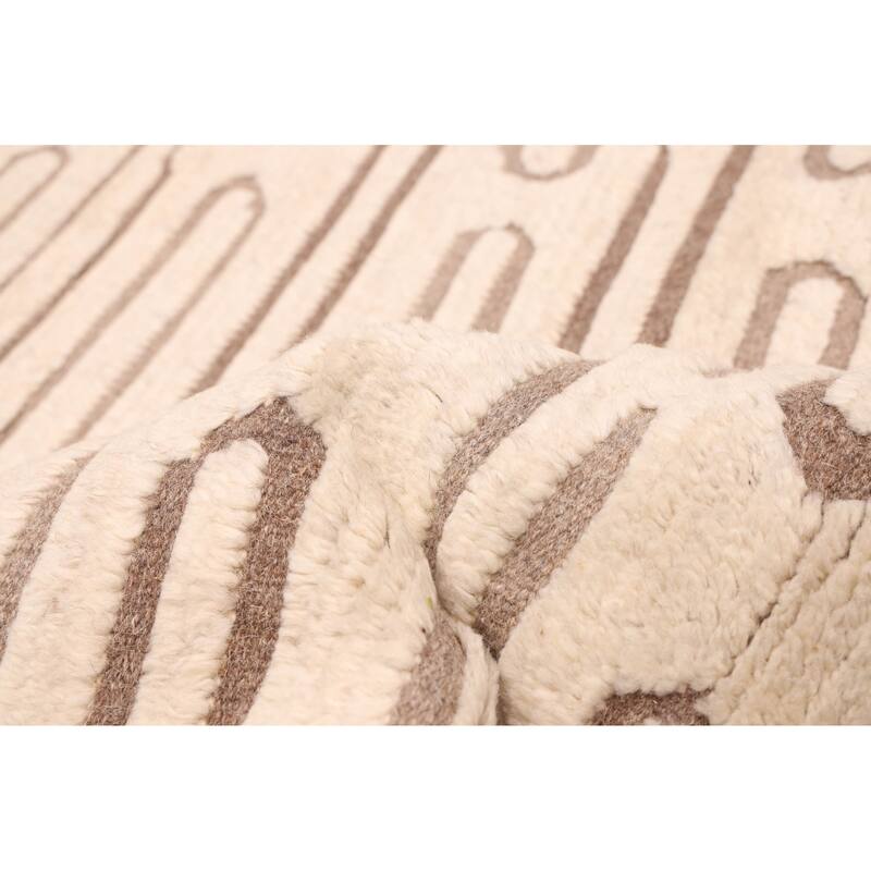 ECARPETGALLERY Hand-knotted Tangier Cream Wool Rug - 5'5 x 7'8