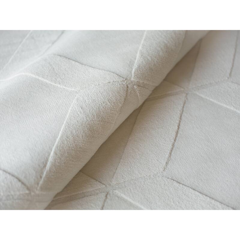 Brunello Modern Handmade Silky Nylon in White Area Rug