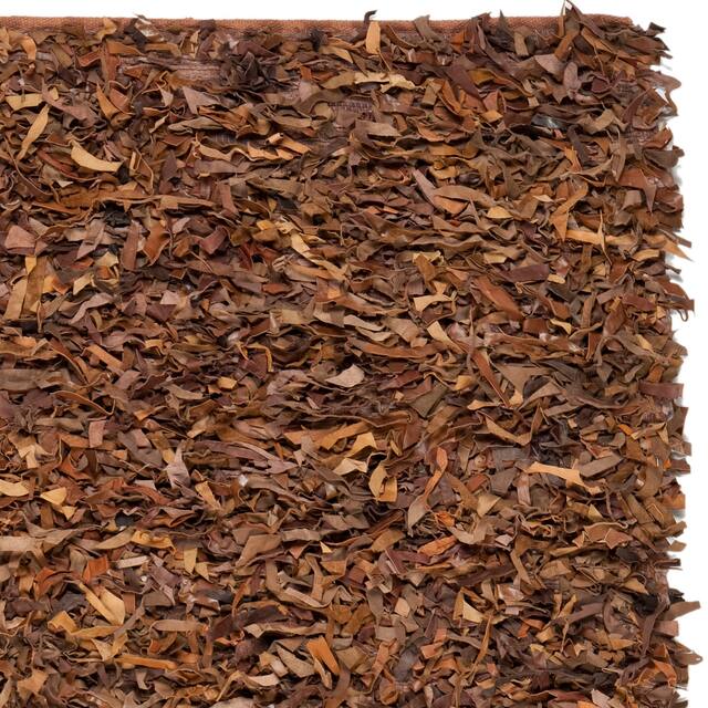 SAFAVIEH Handmade Leather Shag Carlijn Modern Decorative Rug