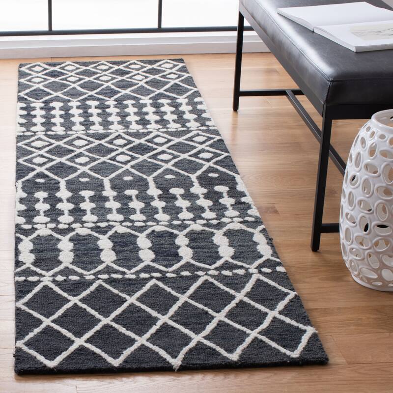 SAFAVIEH Handmade Blossom Orit Moroccan Wool Rug - 2'3" x 9' Runner - Black/Ivory