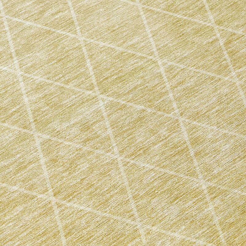 Machine Washable Indoor/ Outdoor Ombre Trellis Chantille Rug