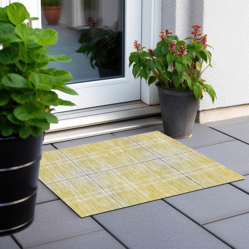 Machine Washable Indoor/ Outdoor Chantille Plaid Cozy Rug - Yellow - 1'8" x 2'6"