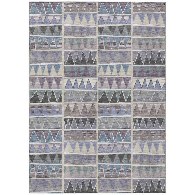 Machine Washable Indoor/Outdoor Casual Pennant Chantille Rug