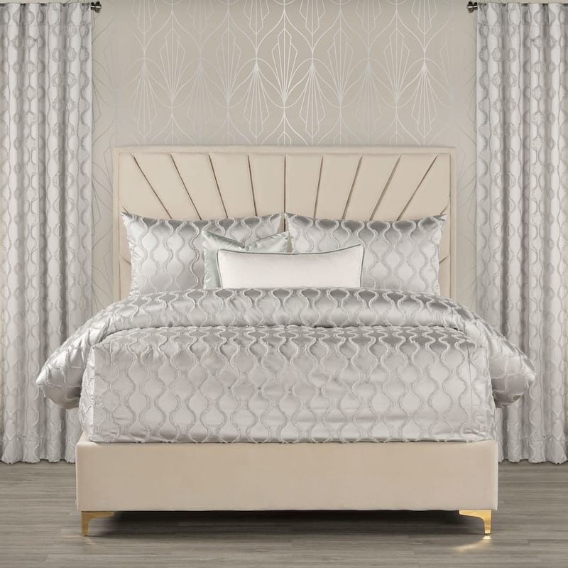 The Great Gatsby Full Swing Textured Bed Cap Comforter Set with Sewn Corners - Silver - Queen