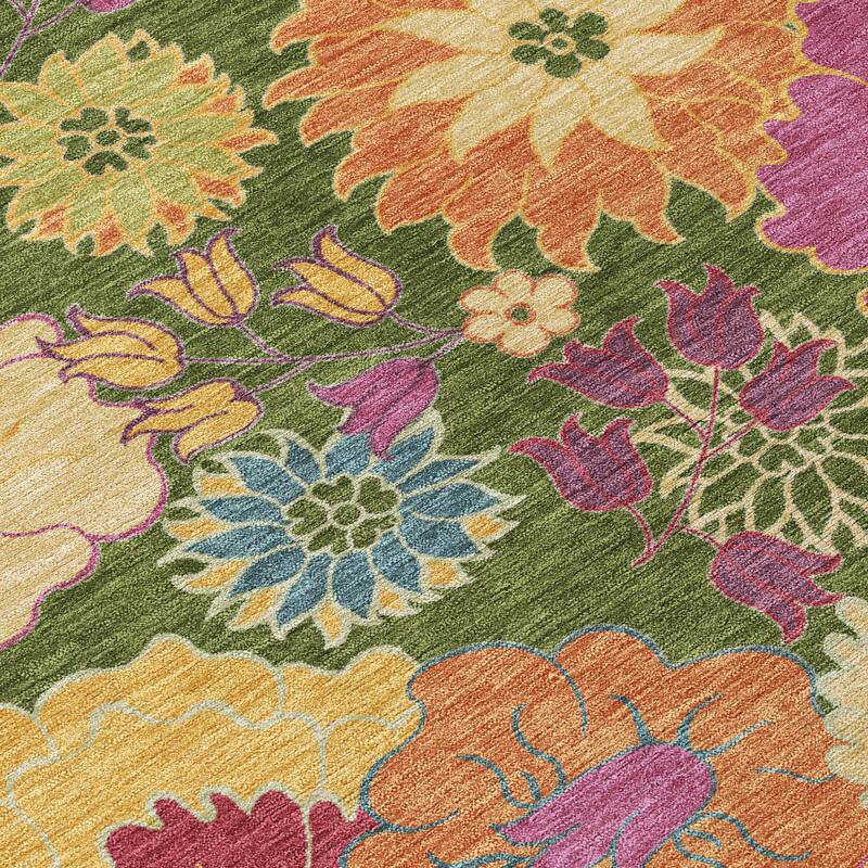 Machine Washable Indoor/ Outdoor Modern Floral Chantille Rug