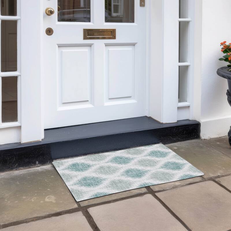 Machine Washable Indoor/ Outdoor Chantille Contemporary Geo Rug - Aqua - 1'8" x 2'6"