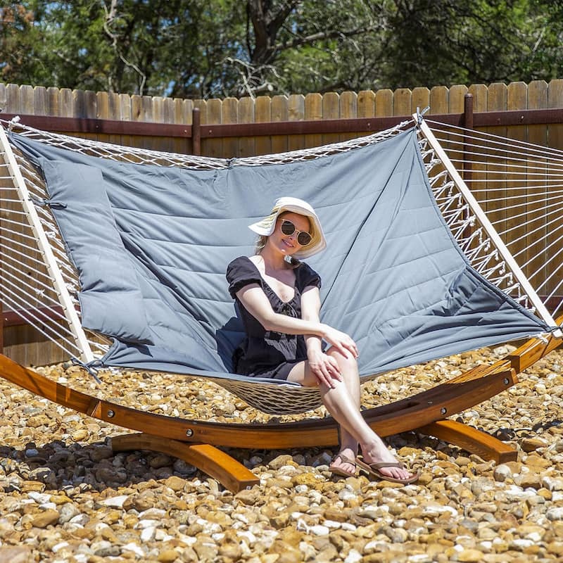 Outdoor Rope Hammock with Polyester Pad, 475 lbs Capacity