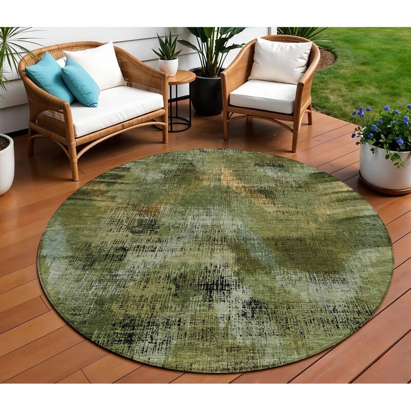 HomeRoots Abstract Transitional Rectangle Outdoor Rug - 8' Round