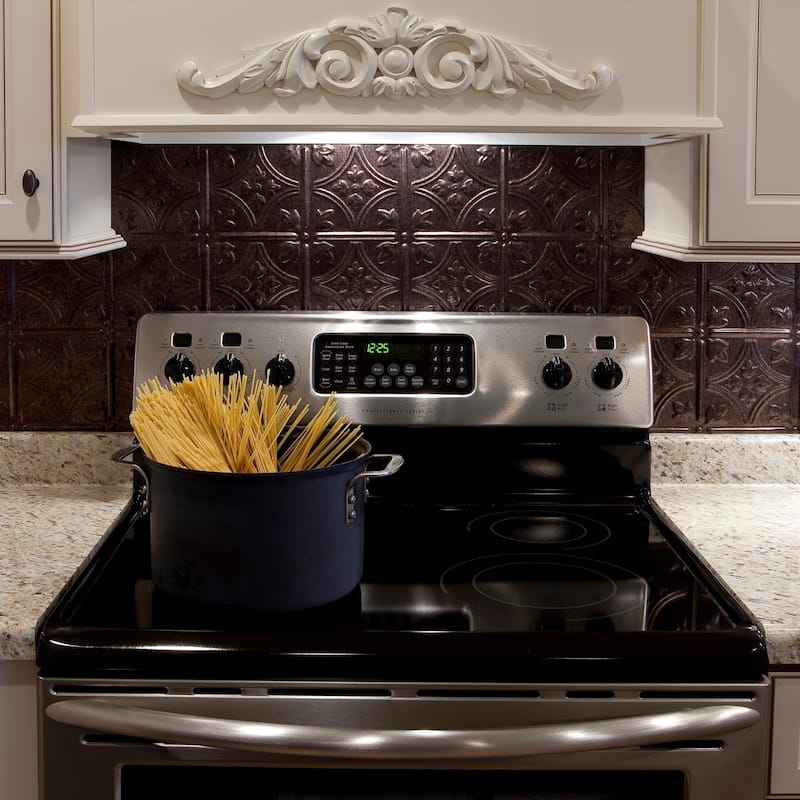 FASÄDE Traditional Style 1 Decorative Vinyl Backsplash Panel