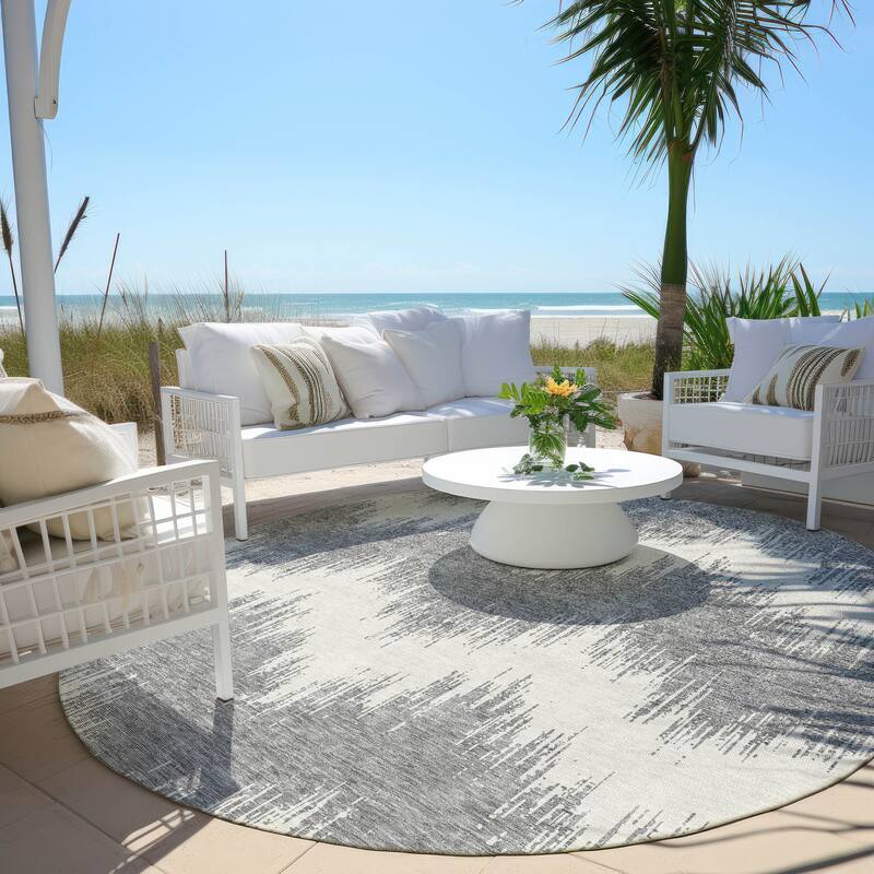 Machine Washable Indoor/ Outdoor Chantille Modern Chevron Rug - Gray - 8' x 8'