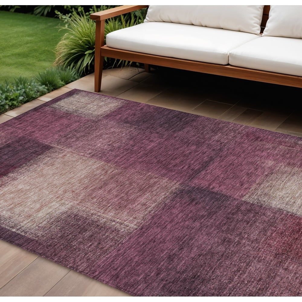 HomeRoots Abstract Transitional Rectangle Outdoor Rug
