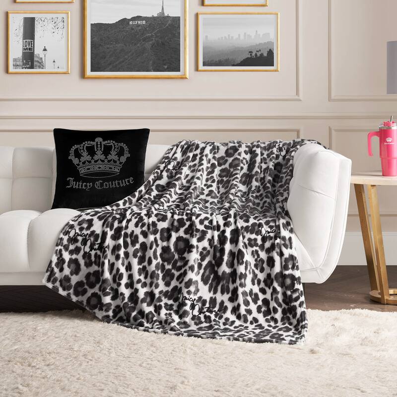 Juicy Couture Regent Leopard 50" x 70" Plush Throw - 50"x70" - Grey