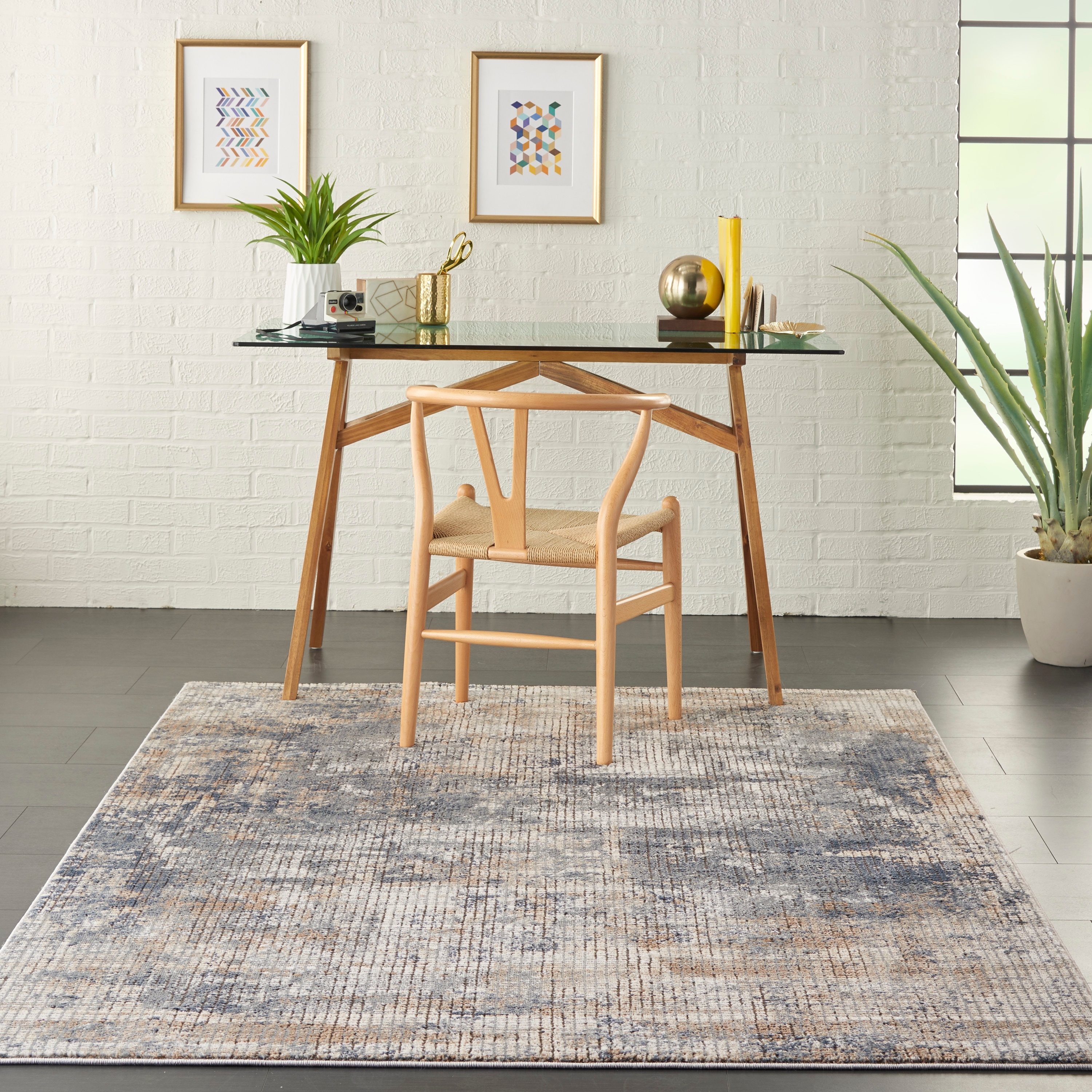 Porch & Den Meadowbrook Distressed Area Rug