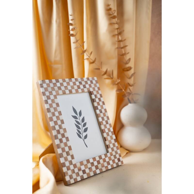 Checkered Rectangular Picture Frame - for 4" x 6" Photo - Brown and White