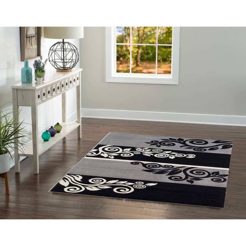 Linon Capri Noir Modern & Contemporary Rug - 6'5'' X 9'3''