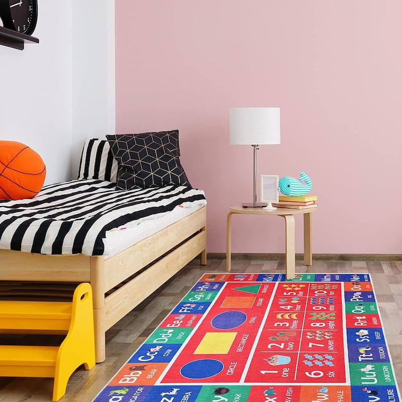 Sussexhome Low Pile Non-Slip Washable Educational Rug