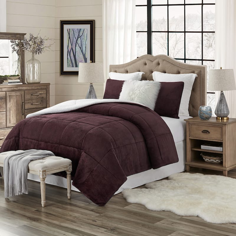 Swift Home Luxurious Reversible High Pile Plush and Sherpa Comforter Set - Wine - King