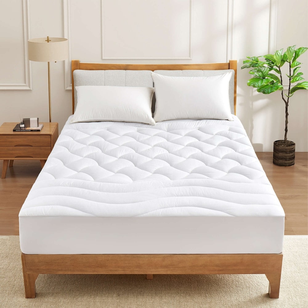 The Beyond Bed™ Soft Waterproof Quilted Mattress Pad with Elastic Deep Pocket - White