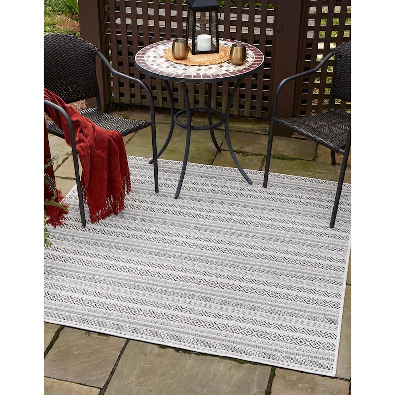 Outdoor Laaset Collection Area Rug - Beige - 5'3" Square
