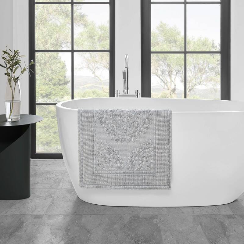 Jean Pierre Cotton Stonewash Medallion 21 x 34 in. Bath Rug