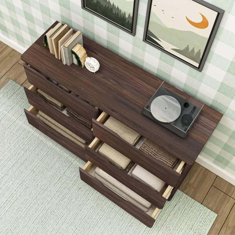 Max and Lily Farmhouse 6-Drawer Dresser