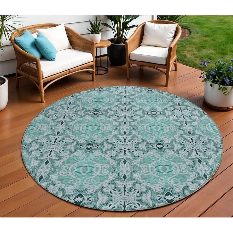 HomeRoots Medallion Transitional Rectangle Outdoor Rug - 8' Round