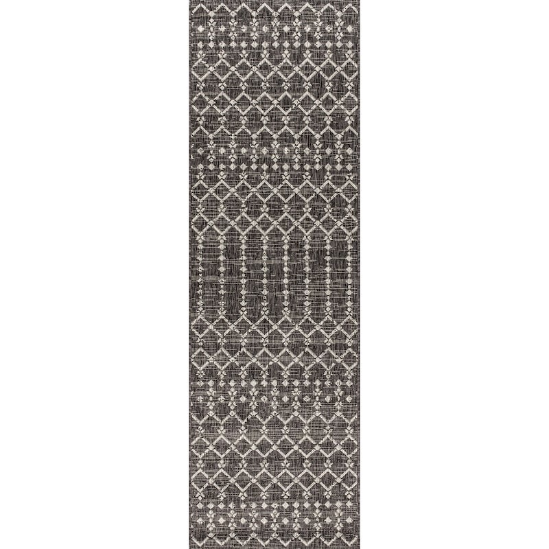 JONATHAN Y Trebol Moroccan Geometric Textured Weave Indoor/Outdoor Area Rug - 2 X 8 - Black/Gray