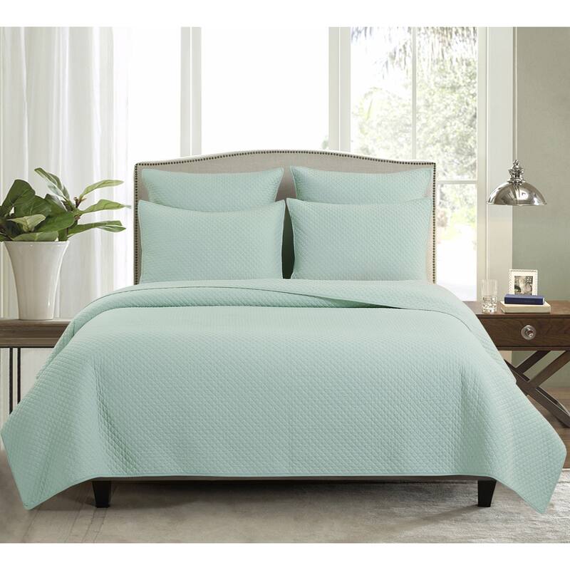 Kya Sandstone Solid Cotton Quilt Set