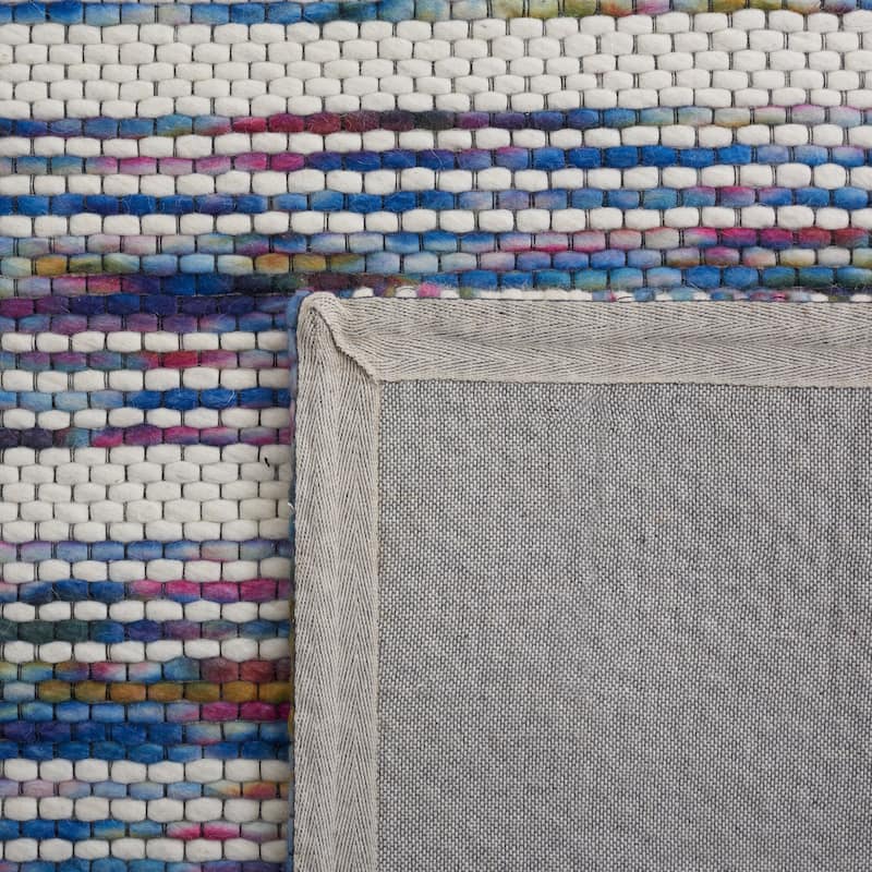 SAFAVIEH, Handmade Marbella Grit Wool Rug