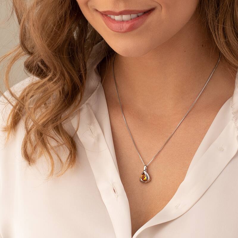 0.75 ct Citrine Pendant in Sterling Silver