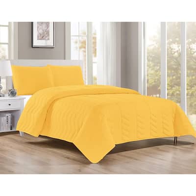 Gold King Size 3 Piece Quilt Set & Pillow Shams Soft Plush Cozy Bedspread