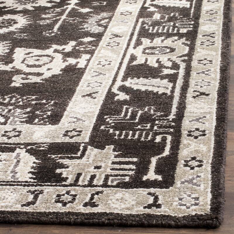 SAFAVIEH Hand-knotted Maharaja Tzeni Traditional Oriental Viscose Rug