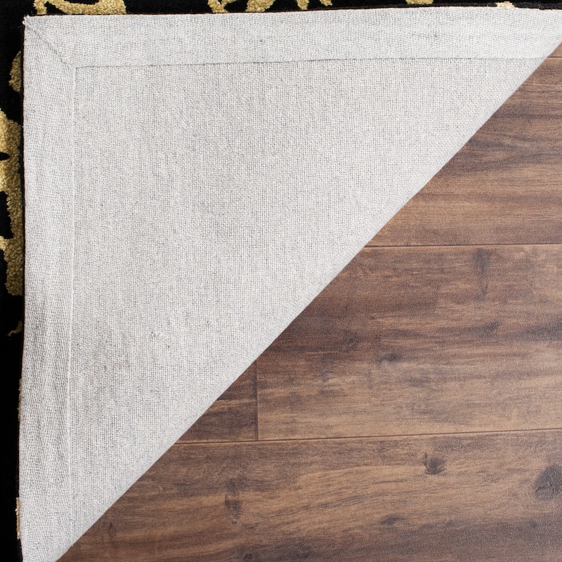 SAFAVIEH Handmade Soho Yessenia N.Z. Wool Rug