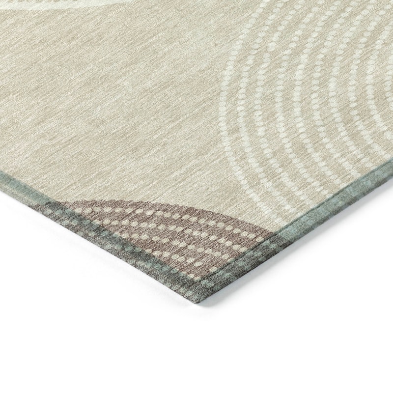 Machine Washable Indoor/ Outdoor Casual Circles Chantille Rug