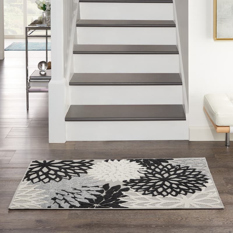 Nourison Aloha Floral Modern, Indoor/Outdoor Area Rug
